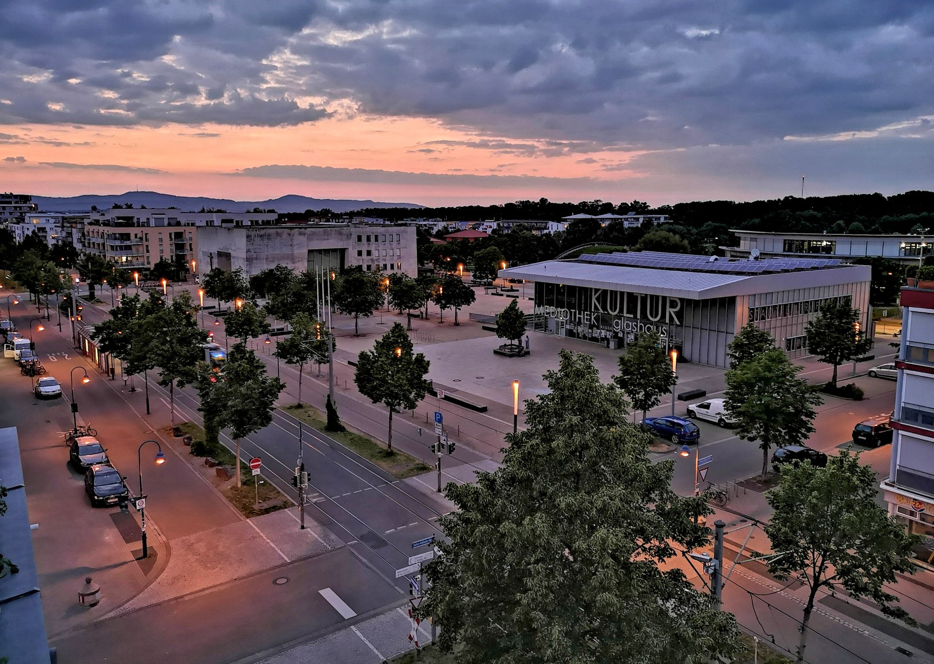 Maria-von-Rudloff-Platz im Lockdown Mai 2020